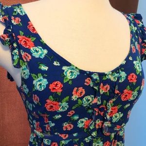 🖤SALE 🖤 Floral fitted dress